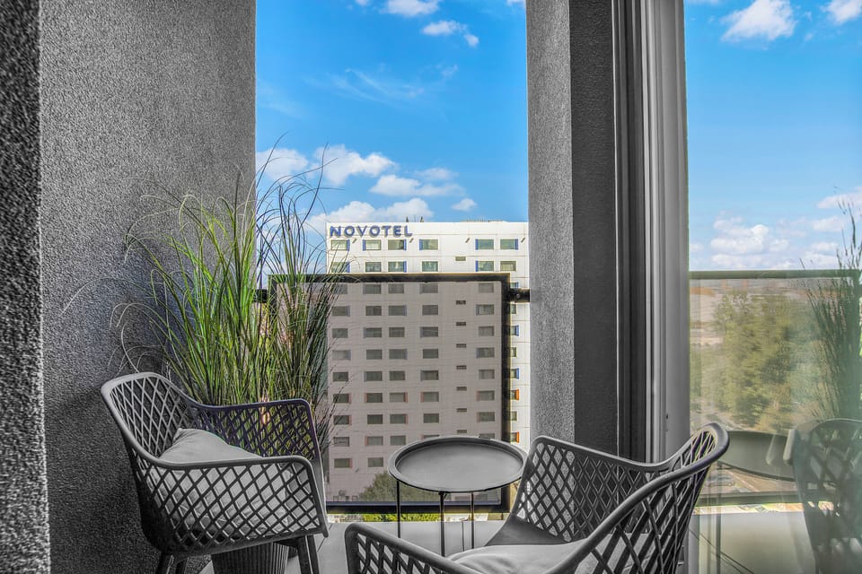 Studio (67) | Balcony