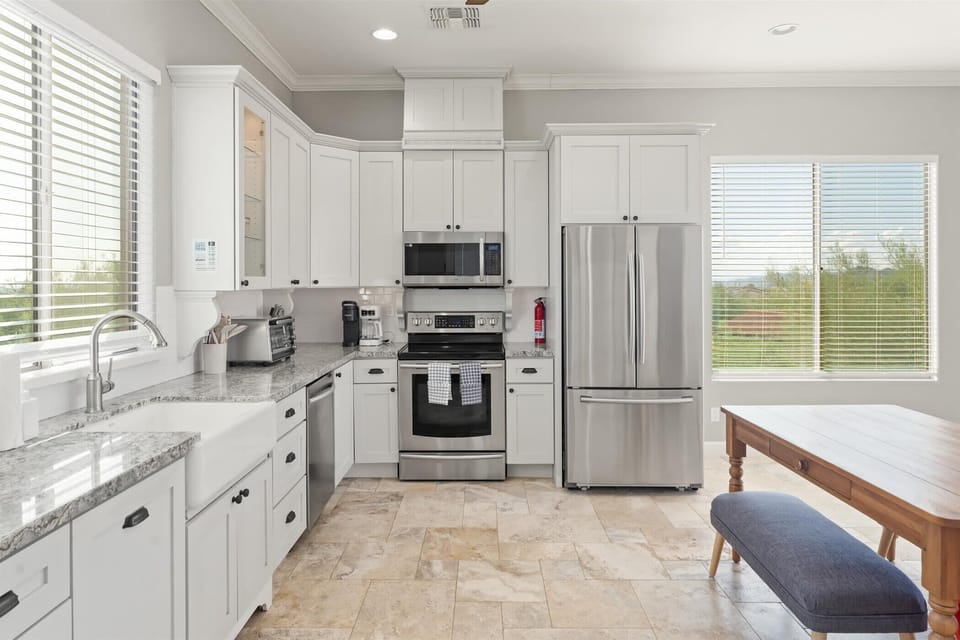 Recipe for a great stay: one gorgeous kitchen, a dash of laughter, and a sprinkle of memories made around the table. Bon appétit!