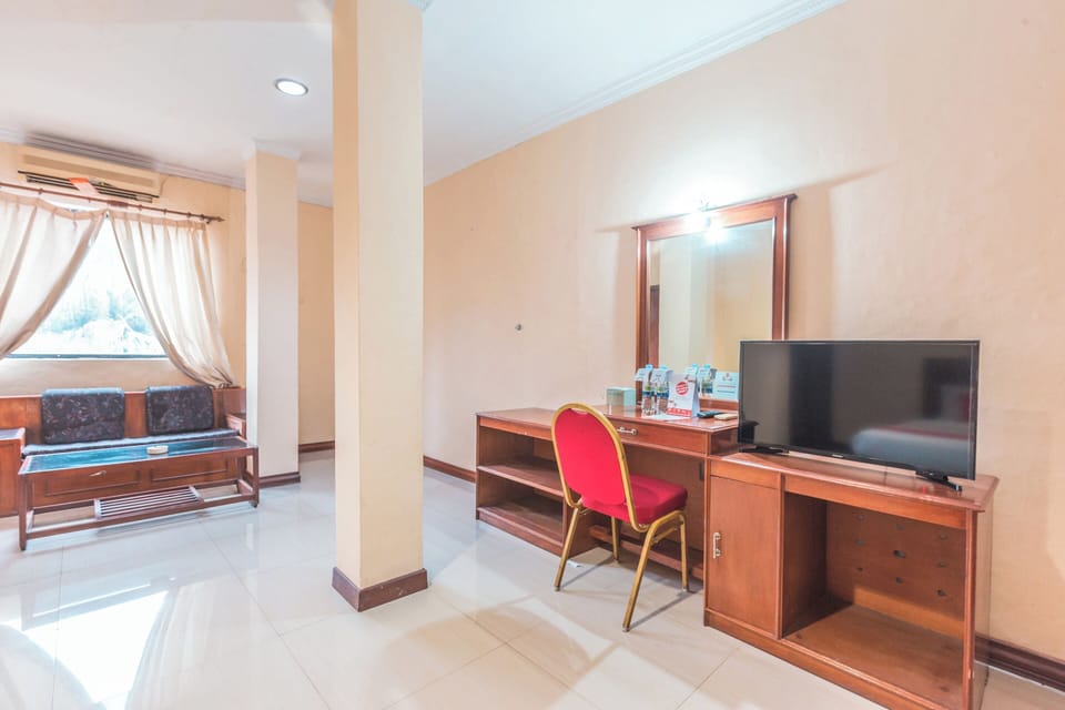 Standard Suite, 1 Double Bed | Free WiFi, bed sheets