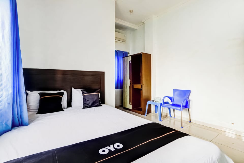 Deluxe Double Room | Free WiFi, bed sheets