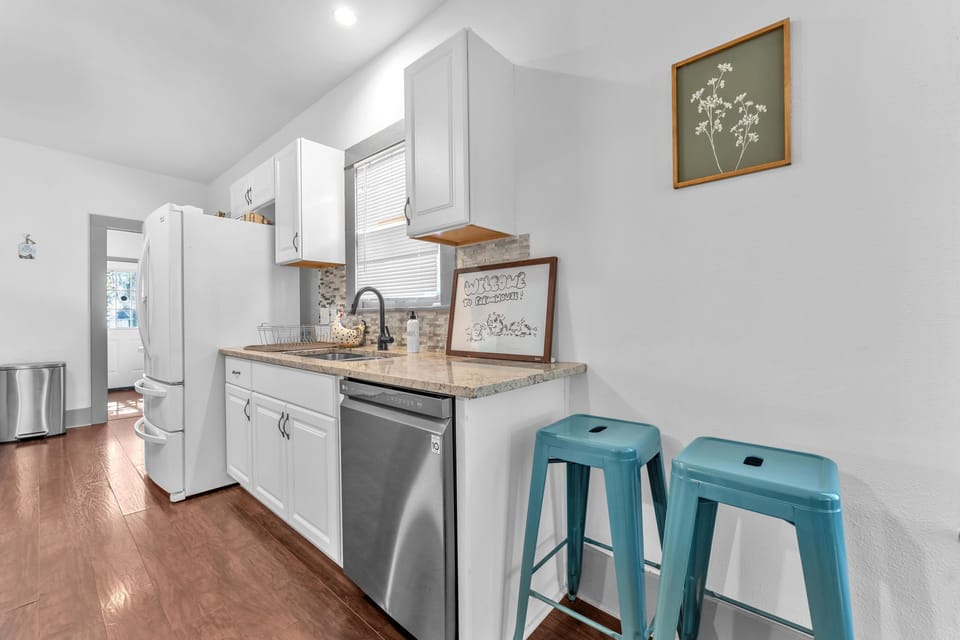 Full equipped kitchen