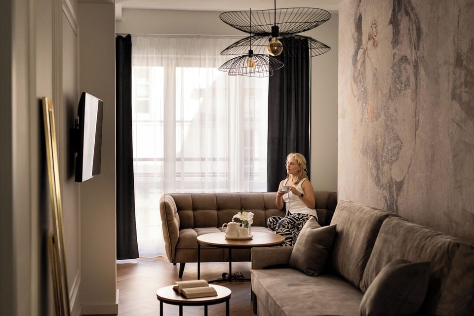 Design Apartment | Hypo-allergenic bedding, individually decorated, individually furnished