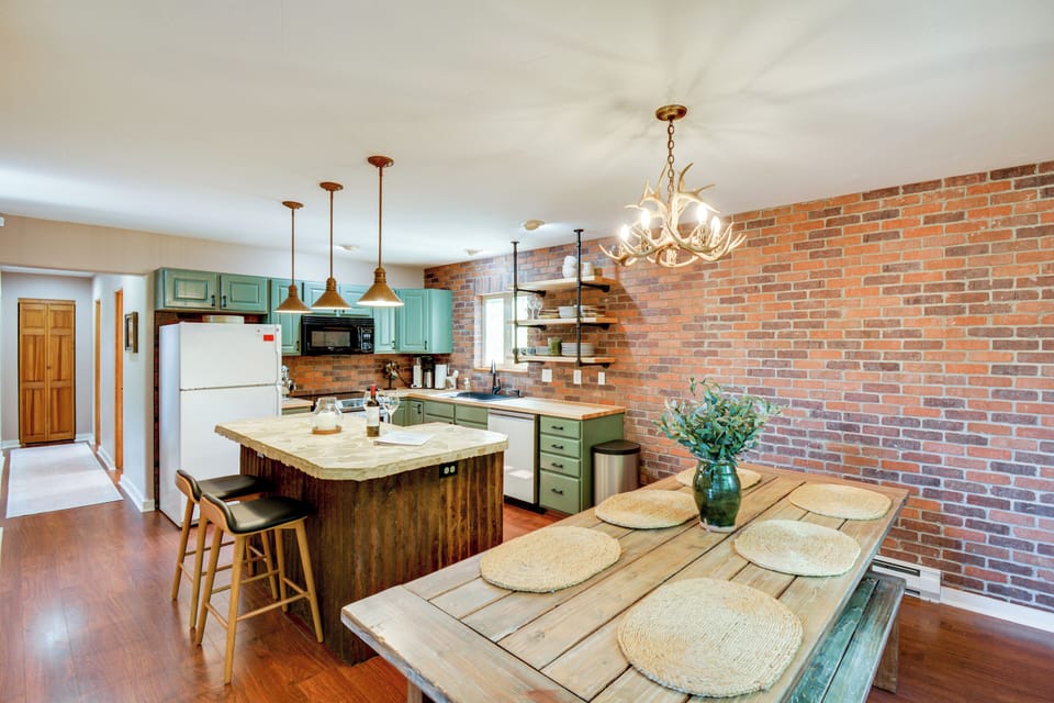 House (2 Bedrooms) | Interior