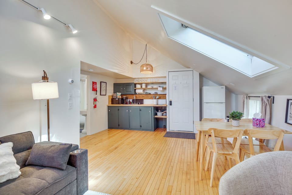 Apartment (1 Bedroom) | Interior