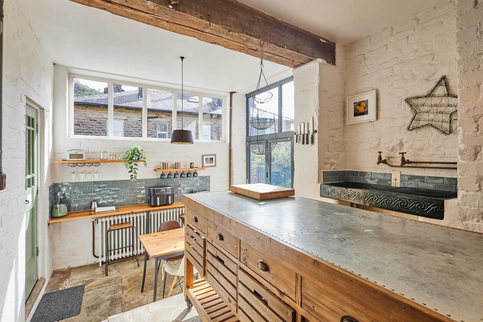 The Artist's House, Hebden Bridge - Host & Stay