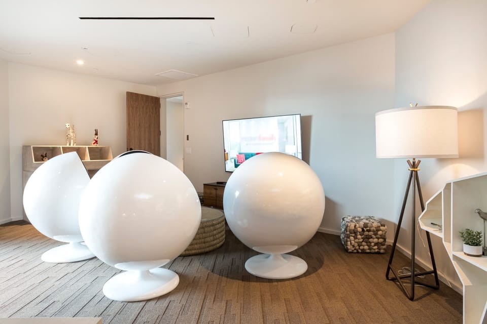 Condo, 3 Bedrooms | Interior