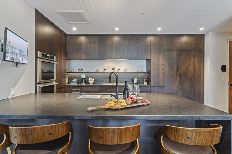 Condo, 2 Bedrooms | Private kitchen | Coffee/tea maker, fridge, oven, toaster