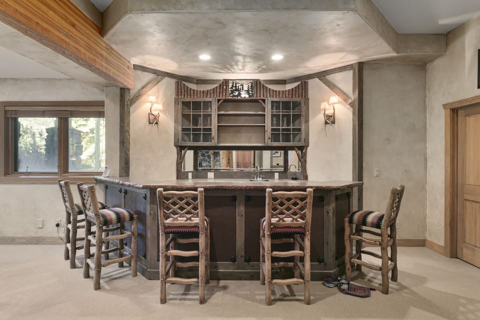 Condo, 4 Bedrooms | Interior