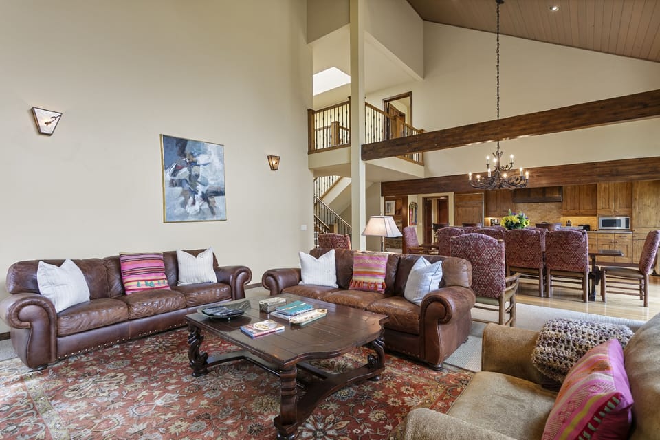 House, Multiple Bedrooms | Living area | Smart TV