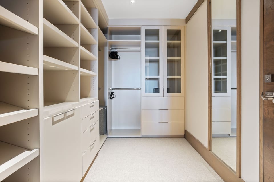 Condo, 3 Bedrooms | Interior