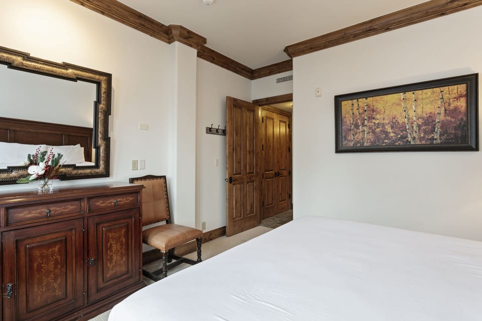 Condo, 4 Bedrooms | 4 bedrooms, iron/ironing board, WiFi (free)