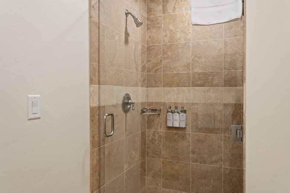 106 - Three Bedroom Condo Shooting Star by Deer Valley Resort Apartment in Park City