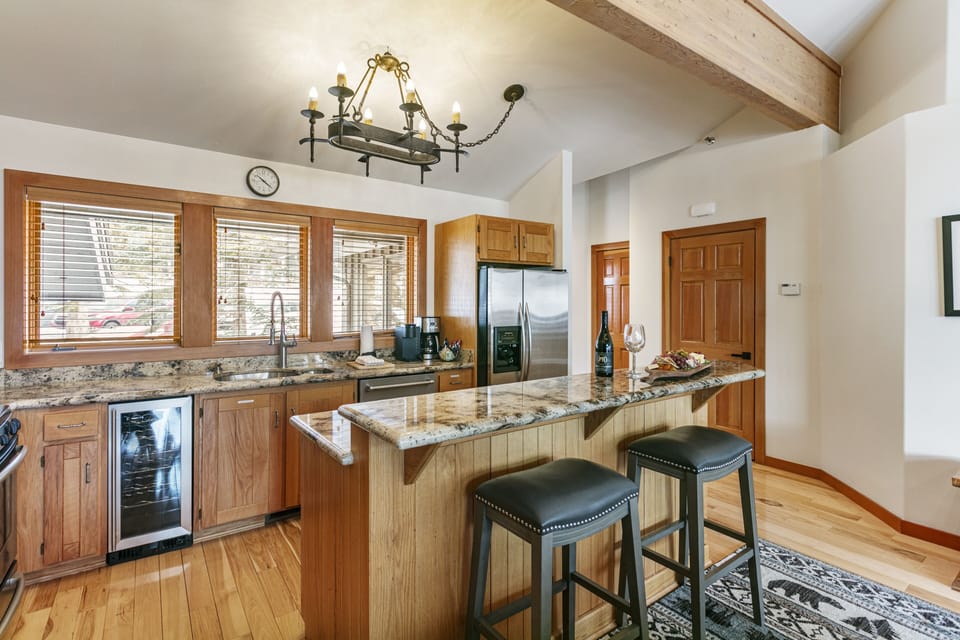 Condo, 2 Bedrooms | Private kitchen | Coffee/tea maker, fridge, oven, toaster
