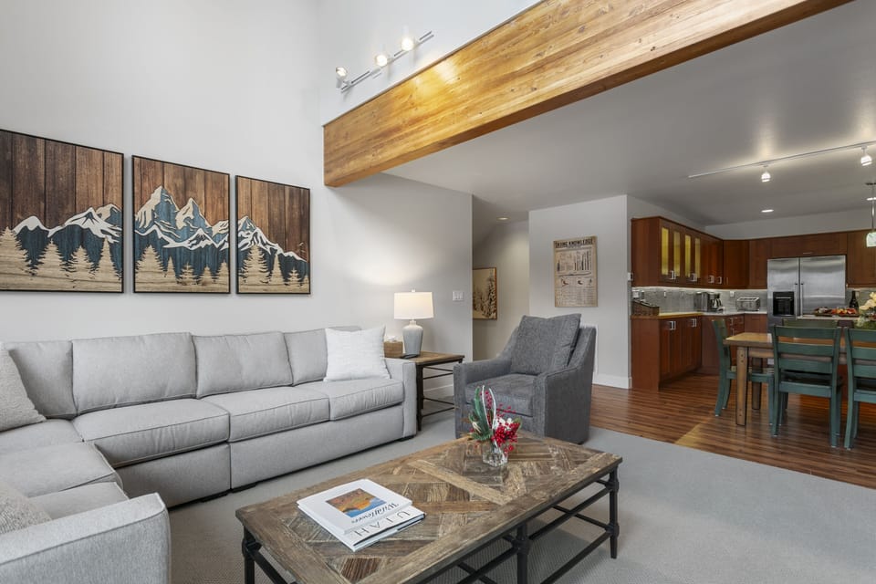 Condo, 3 Bedrooms | Living area | Smart TV