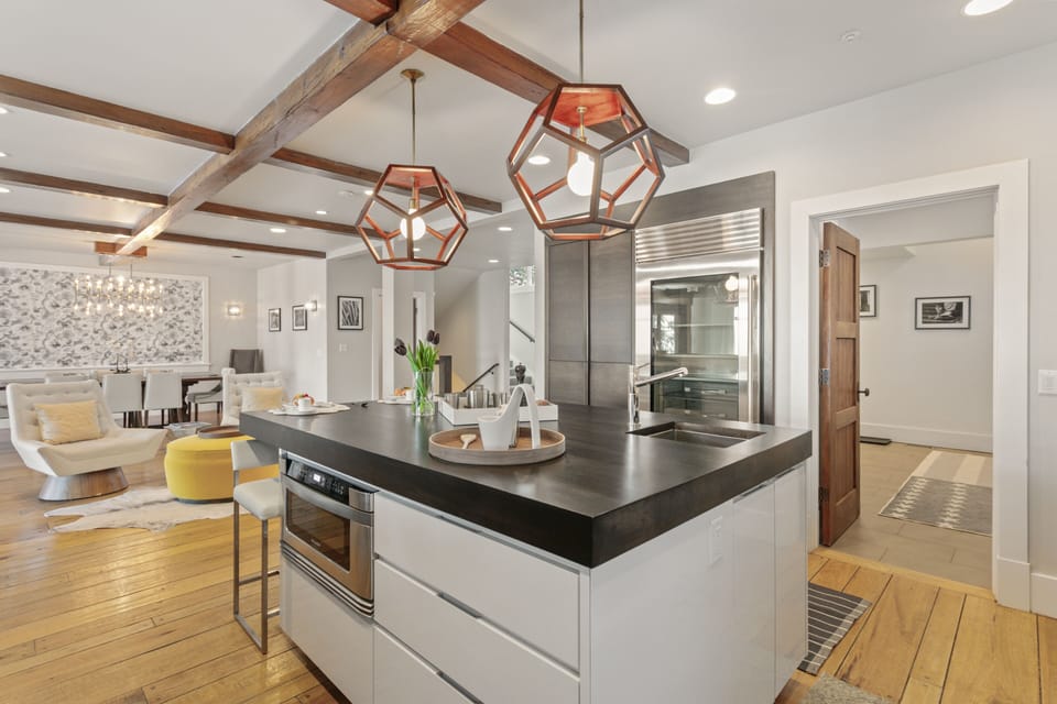 House, 5 Bedrooms | Interior