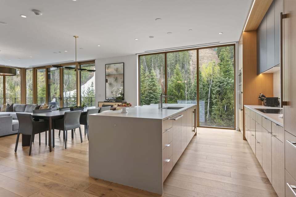 Condo, 3 Bedrooms | Interior