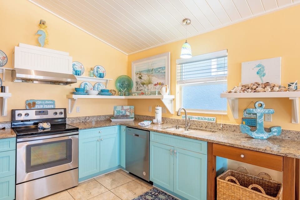 Charming beachy kitchen.