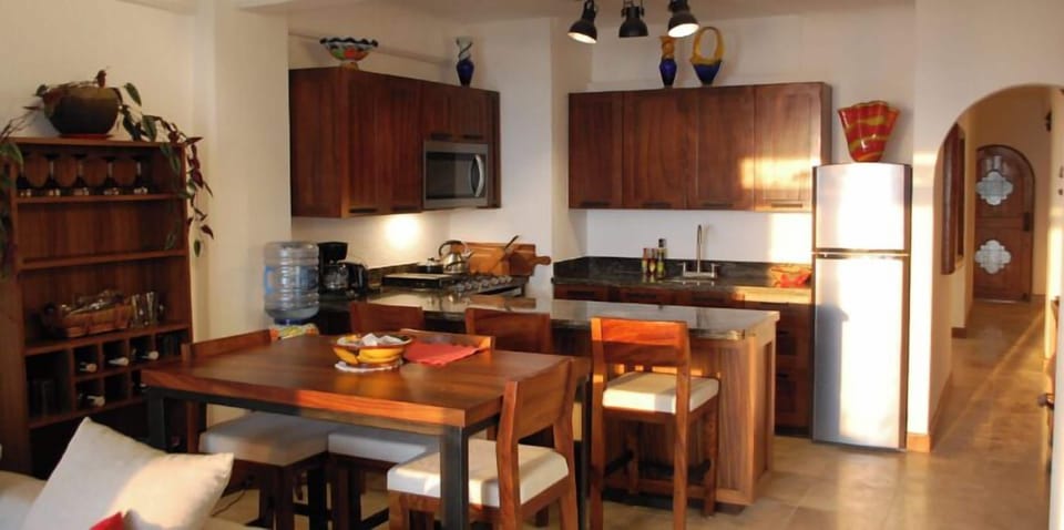 Apartment, 1 King Bed, Kitchen, Ocean View (502-Plaza Mar) | Private kitchen | Coffee/tea maker