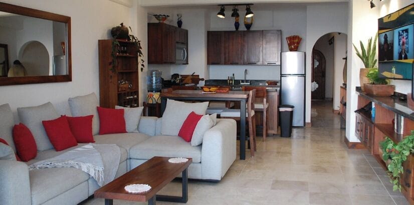 Apartment, 1 King Bed, Kitchen, Ocean View (502-Plaza Mar) | Living area