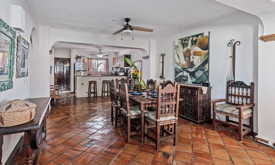 Apartment, Multiple Beds, Pool Access, Ocean View (303-VistadelSol) | Dining