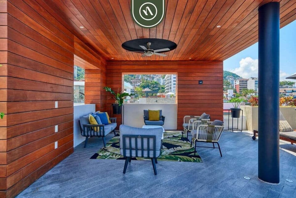 Apartment, 1 Queen Bed, Hot Tub, Beach View (Pavilion 604) | Terrace/patio
