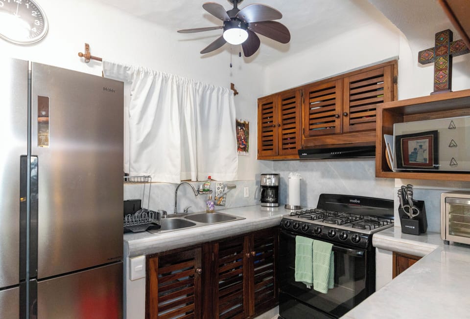 Apartment, Multiple Beds, Pool Access, Ocean View (212-VistadelSol) | Private kitchen
