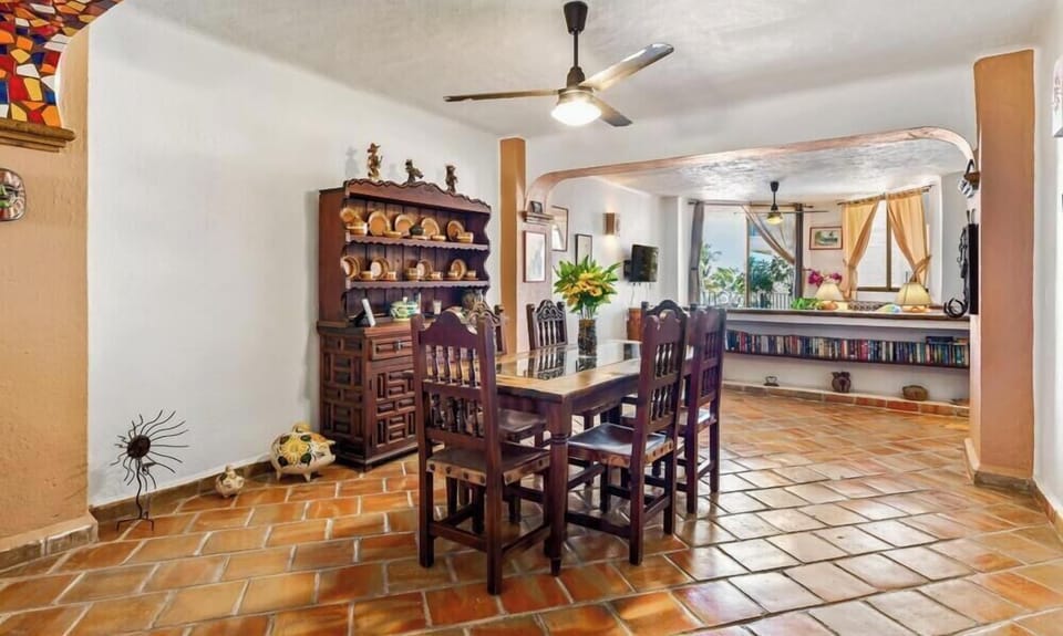 Condo, Multiple Beds, Pool Access, Ocean View (304-VistadelSol) | 2 bedrooms, individually decorated, individually furnished, bed sheets