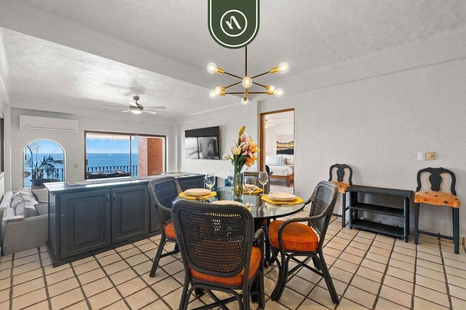 Apartment, Multiple Beds, Balcony, Ocean View (Plaza Dorada 603 604) | 3 bedrooms, individually decorated, individually furnished, bed sheets