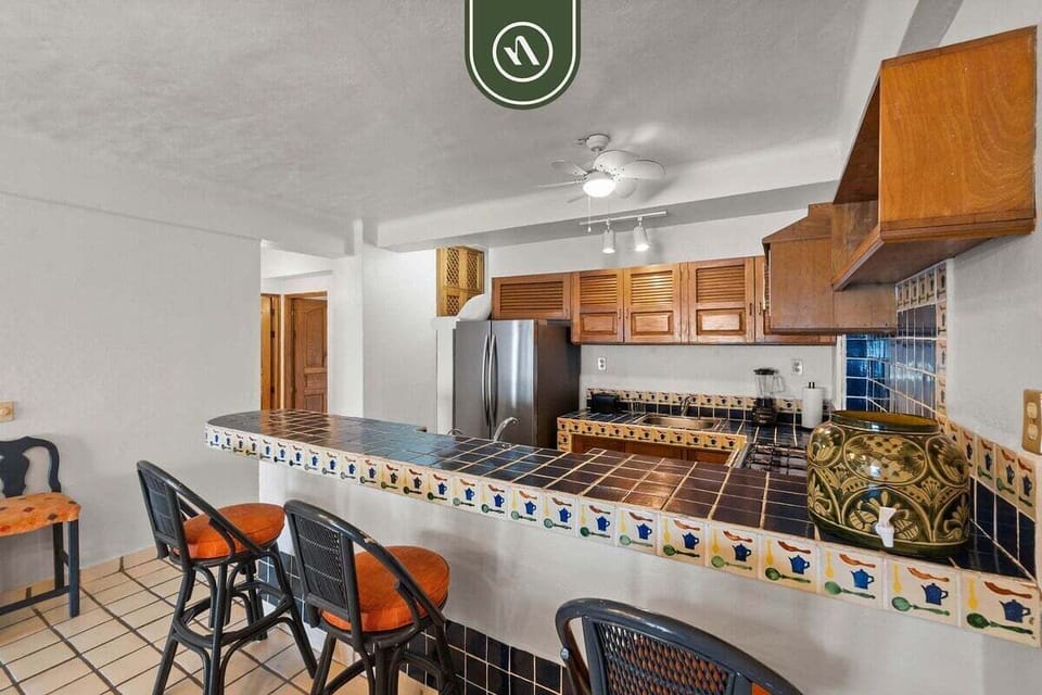 Apartment, Multiple Beds, Balcony, Ocean View (Plaza Dorada 603 604) | Private kitchen