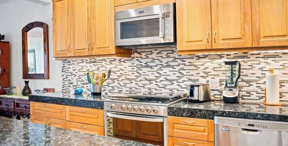 Condo, Multiple Beds, Balcony, Ocean View (603 Plaza Mar) | Private kitchen