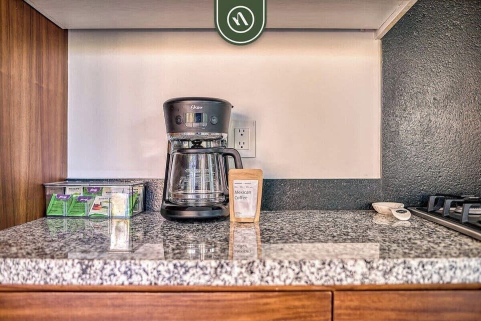 Apartment, Multiple Beds, Hot Tub, Beach View (V Golf 204) | Private kitchen | Electric kettle
