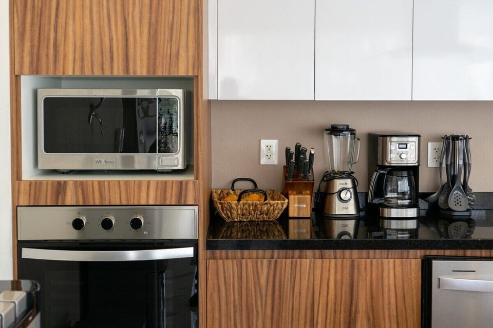 Condo, Multiple Beds, Pool Access, Pool View (Quinta San Miguel 101 T1) | Private kitchen