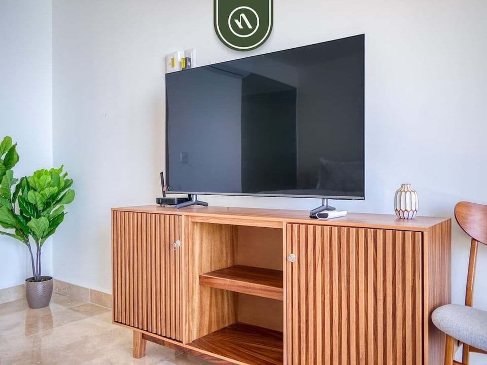 Condo, 1 King Bed, Balcony, Ocean View (Harbor 171 Torre Norte 1311) | Interior