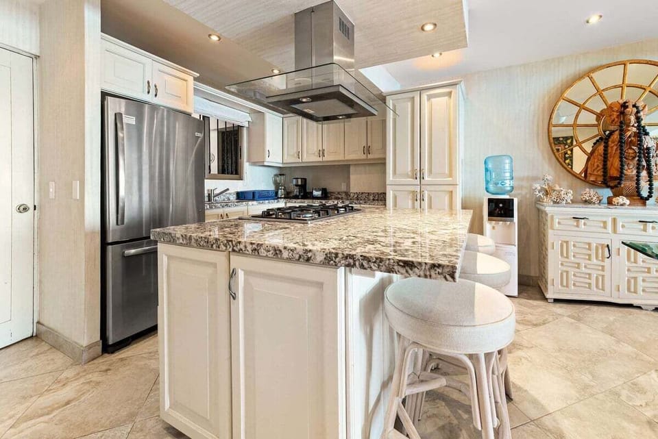 Condo, Multiple Beds, Pool Access, Ocean View (712-VistadelSol) | Private kitchen