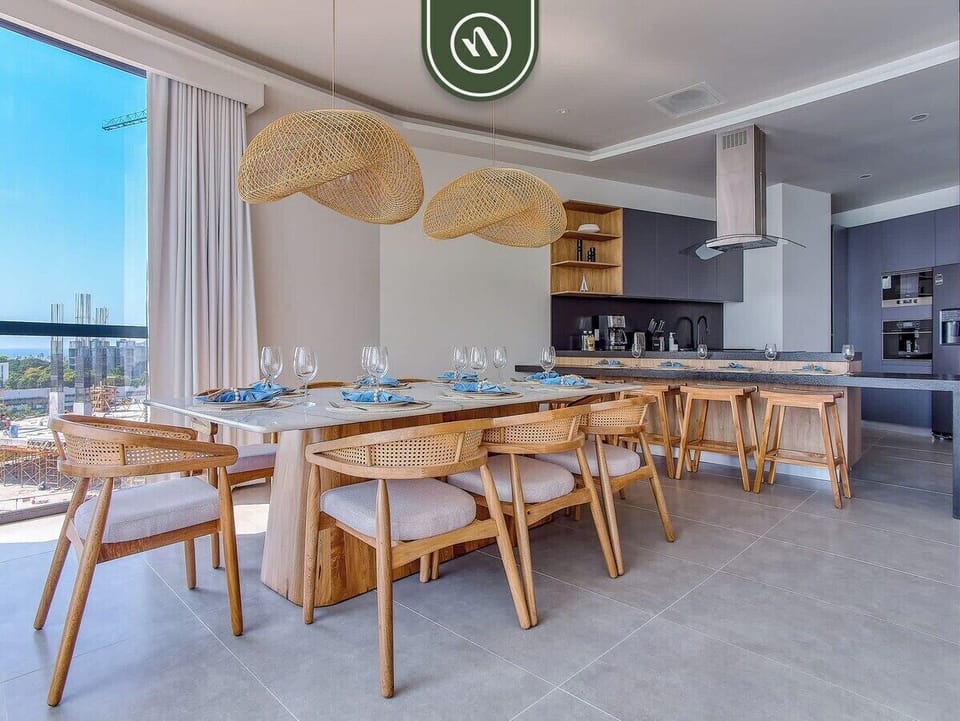 Apartment, Multiple Beds, Terrace, Ocean View (Bahiban 404) | 3 bedrooms, individually decorated, individually furnished, bed sheets