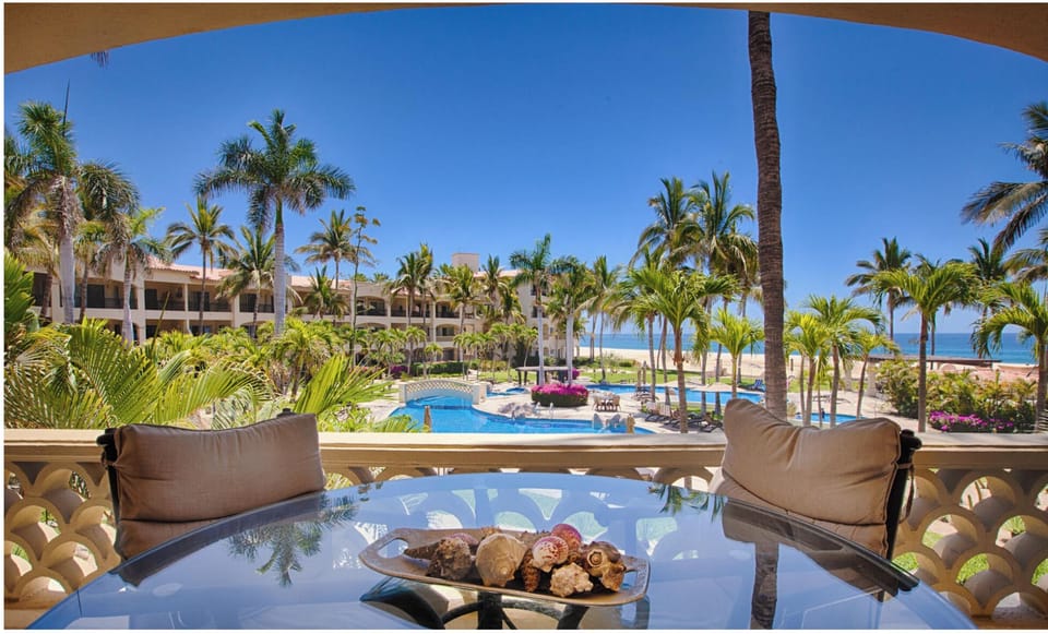 Apartment, Multiple Beds, Kitchen, Ocean View (Las Mañanitas LM C209) | Outdoor dining