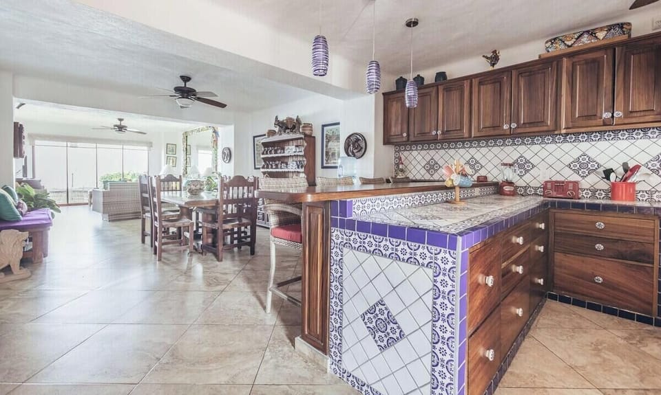 Apartment, Multiple Beds, Pool Access, Ocean View (711-VistadelSol) | Interior