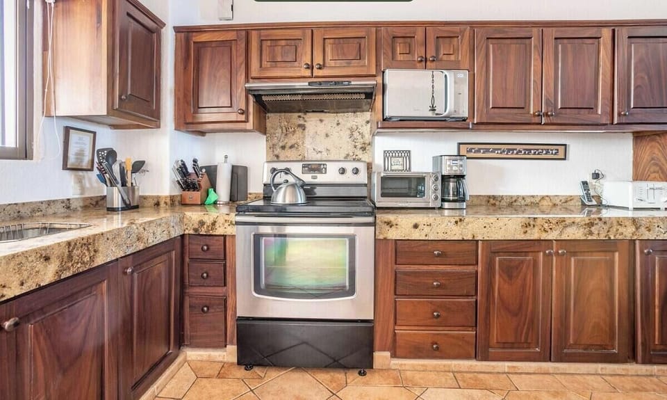 Condo, Multiple Beds, Pool Access, Ocean View (610 Vista del Sol) | Private kitchen | Coffee/tea maker