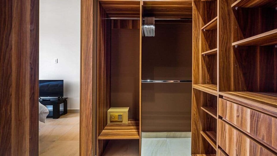 Apartment, Multiple Beds, Mountain View (DToscana 501 Pisa) | Interior