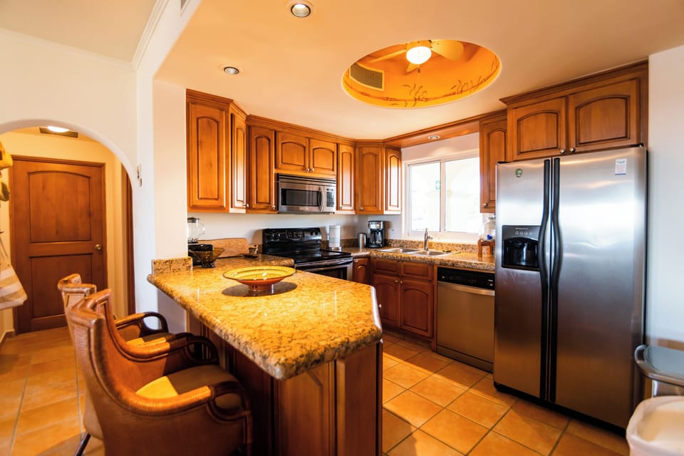 Stovetop, dining tables