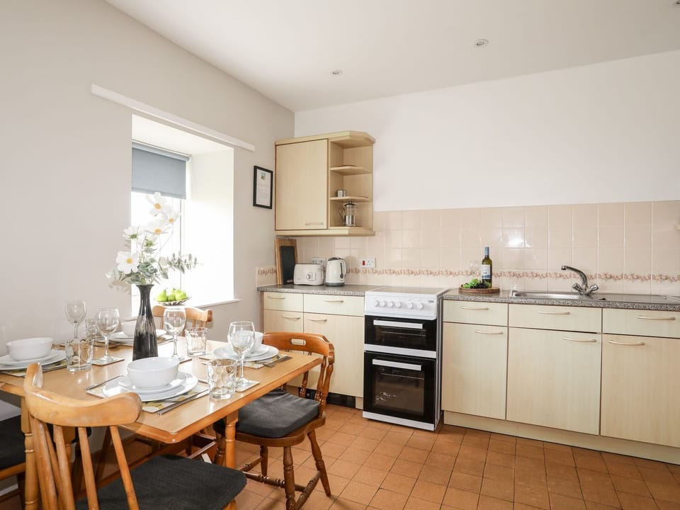 Fridge, microwave, toaster, cookware/dishes/utensils