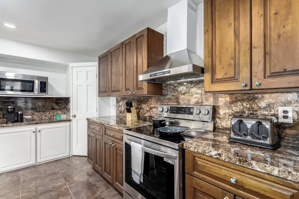 Cook like home with a fully stocked kitchen with all the appliances. 