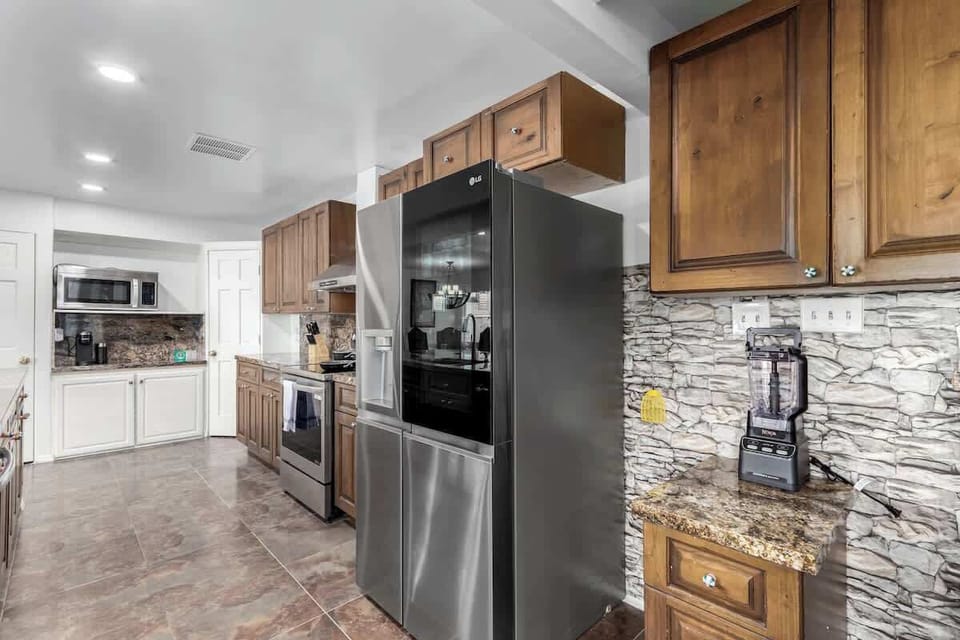 Cook like home with a fully stocked kitchen with all the appliances. 