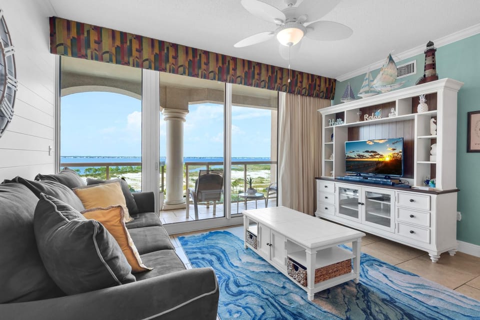 Condo, Multiple Beds (Portofino Island Resort 3-706) | Living area
