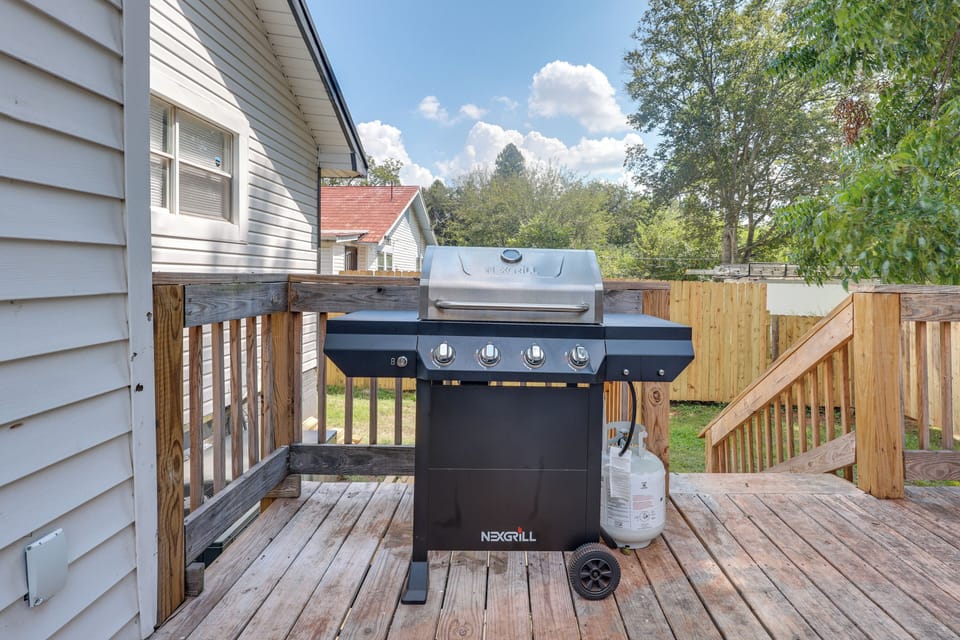 Deck | Gas Grill