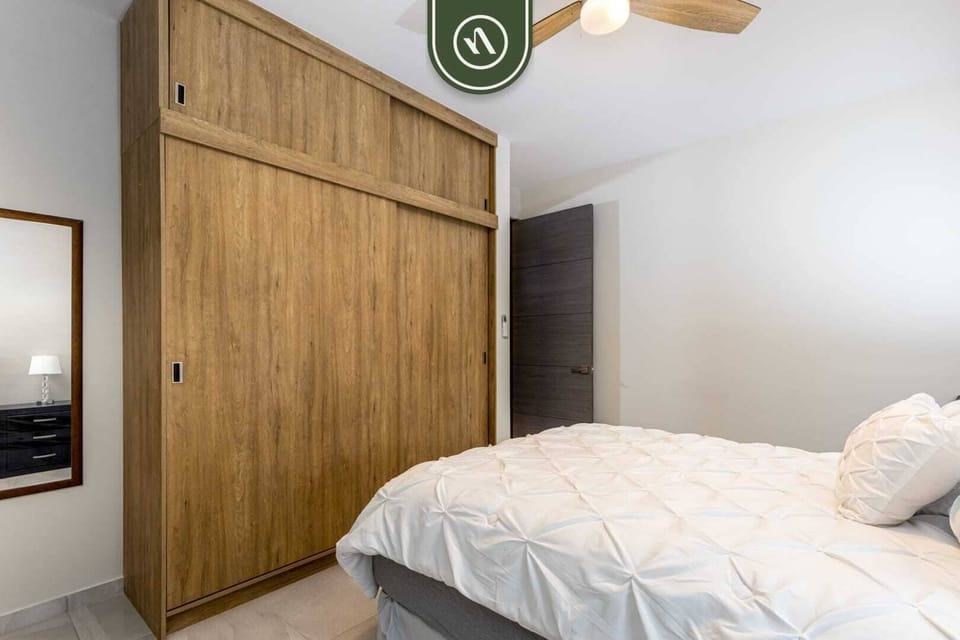 Apartment, Multiple Beds, Balcony, City View (Torre Maria 101) | 2 bedrooms, individually decorated, individually furnished, bed sheets