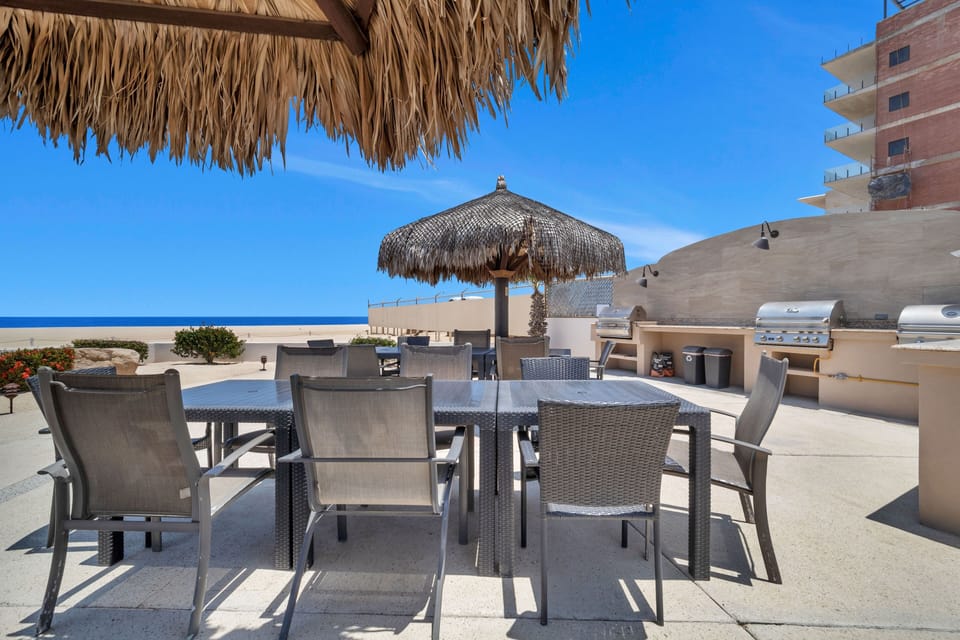 Apartment, 1 Queen Bed with Sofa bed, Balcony, Ocean View (Viva Condominiums Viva 28) | Outdoor dining
