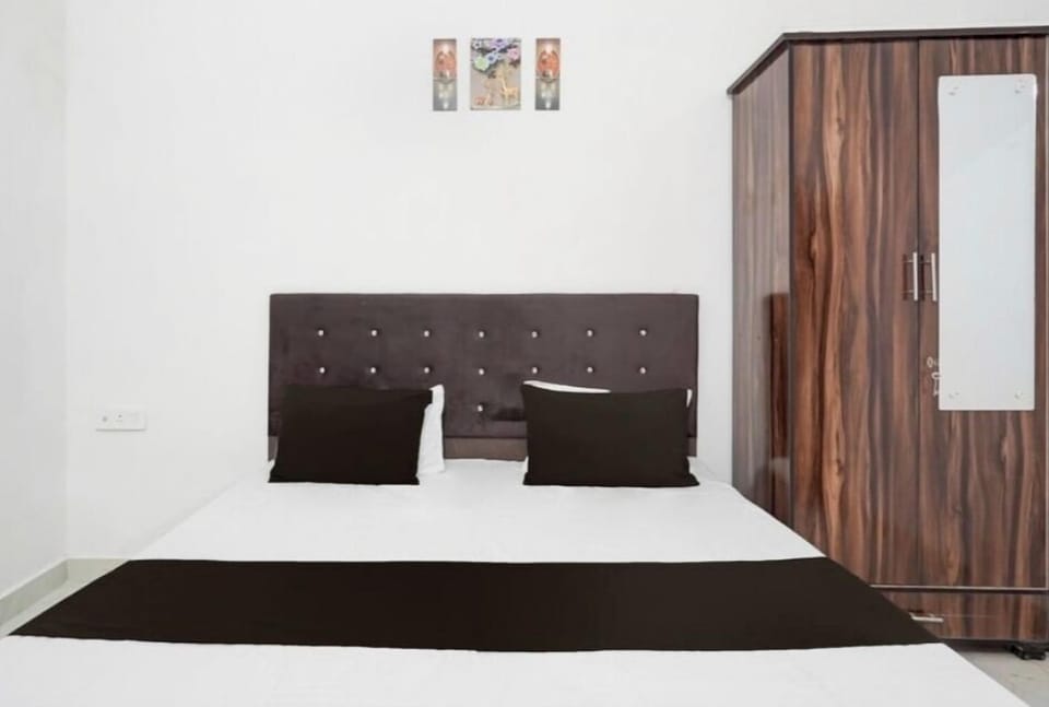 Double Room | Desk, laptop workspace, free WiFi