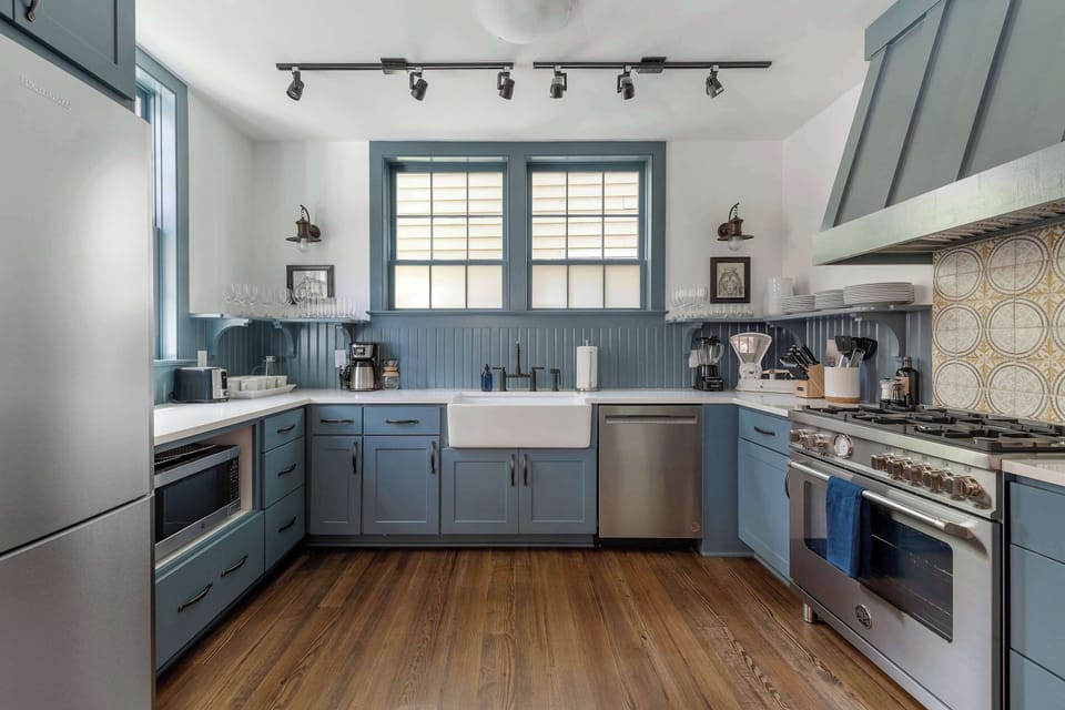 Fully equipped kitchen. Ask us about our private chefs!