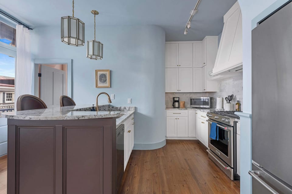 Fully equipped kitchen